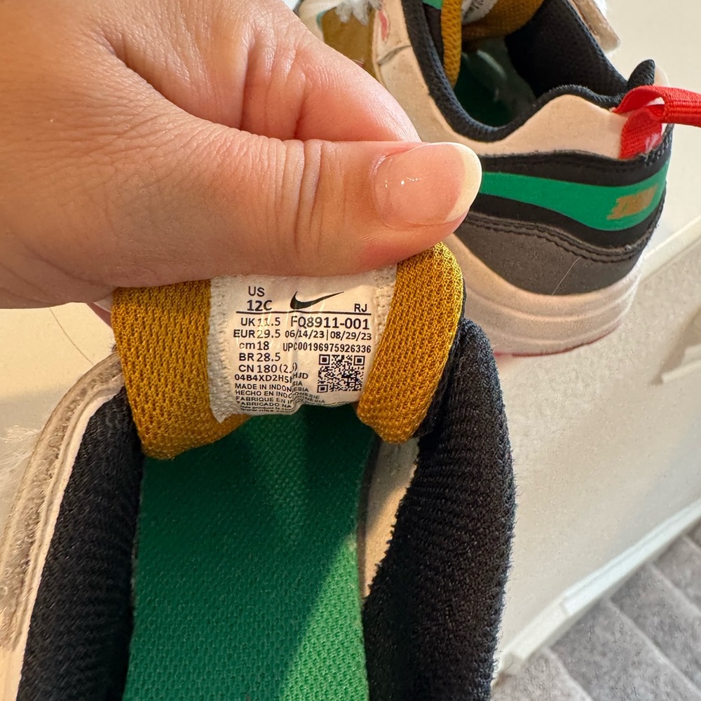 Nike Kids Sneakers in Brown, Green, and Pink - Picture 5 of 5